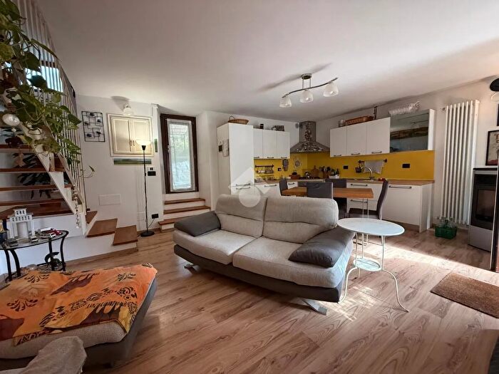 Casa trilocale in vendita in Via SantIgnazio, Lanzo Torinese