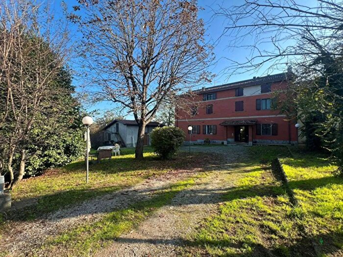 Casa bilocale in vendita in Quattro Castella, Quattro Castella