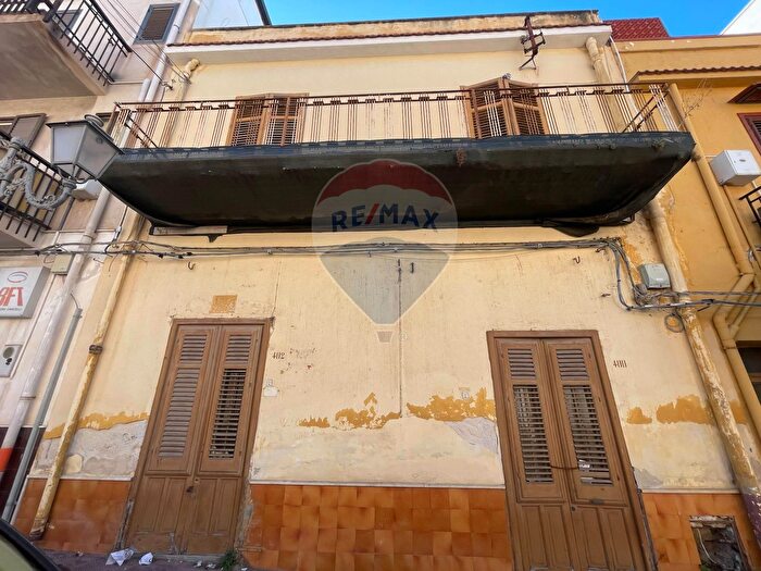 Casa con 7 locali in vendita in Corso Vittorio Emanuele, Terrasini