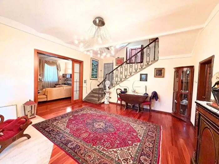 Casa con 6 locali in vendita in Rigutino Est Snc, Arezzo