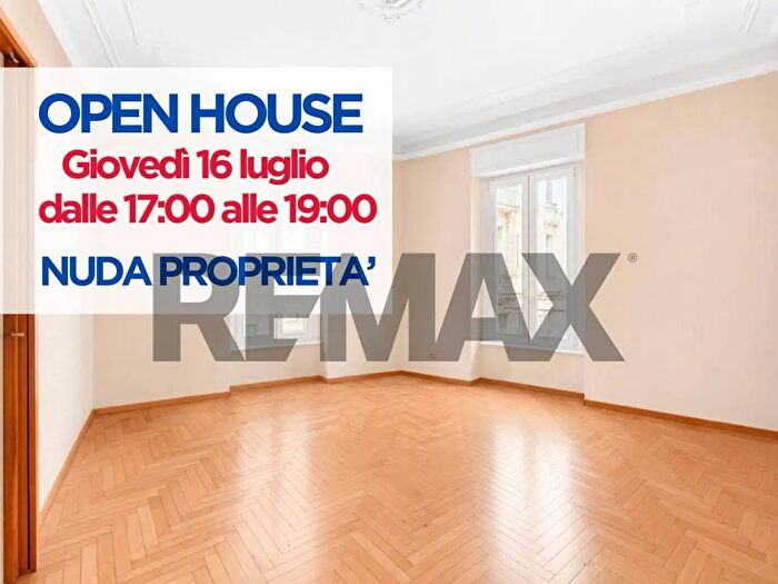 Appartamento trilocale in vendita in Viale Gran Sasso, Milano