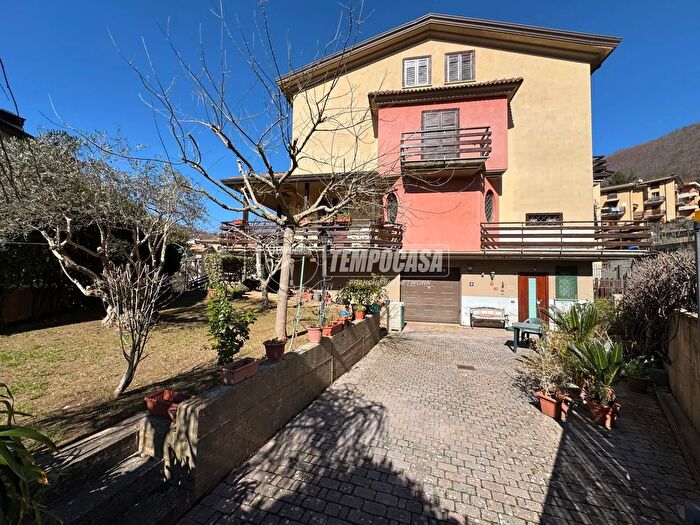 Casa con 6 locali in vendita in Corso Vittorio Emanuele II, Monteforte Irpino