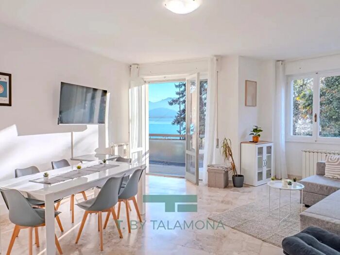 Appartamento trilocale in vendita in Maccagno con Pino e Veddasca