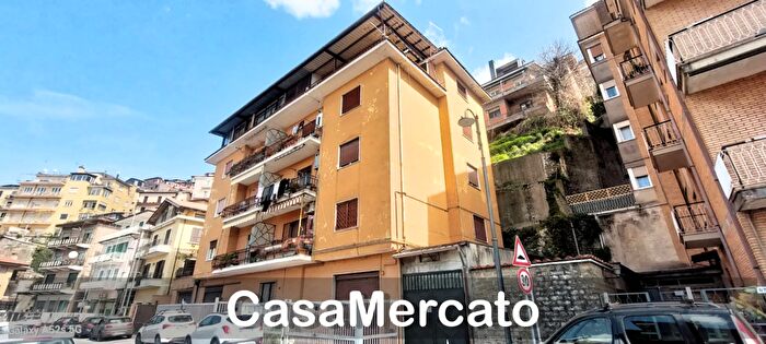 Appartamento in vendita in Via Roma, Rocca Di Papa