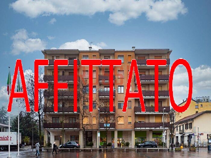 Appartamento bilocale in affitto in PIAZZA MARTIRI DELLA LIBERTA, Villasanta