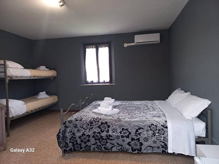 Appartamento bilocale in affitto in Strada Martinella, Vigatto, Parma