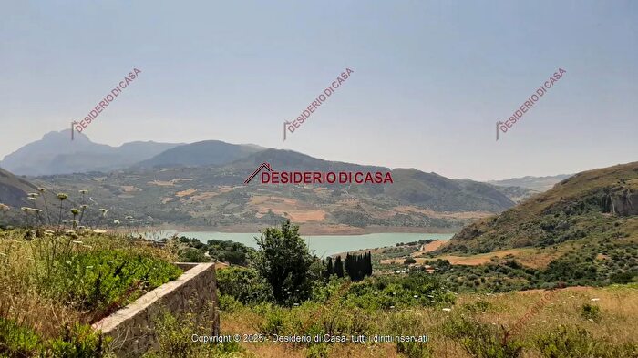 Casa bilocale in vendita in Trabia