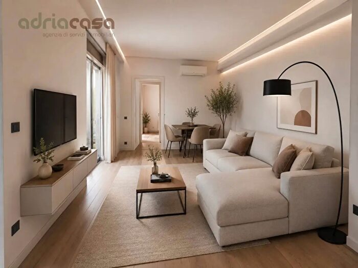 Appartamento trilocale in vendita in Viale Massaua, Riccione