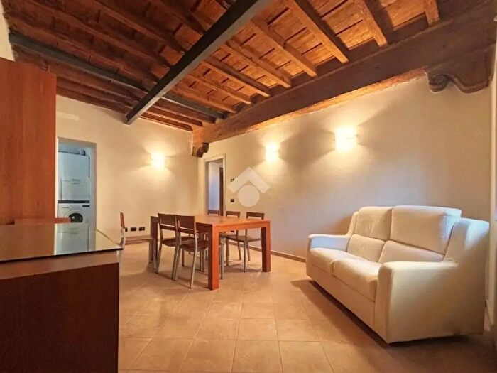 Appartamento quadrilocale in vendita in Via del Guarlone, Firenze