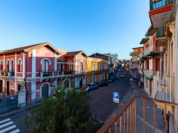 Appartamento quadrilocale in vendita in Via Duca d'Aosta, San Giovanni La Punta