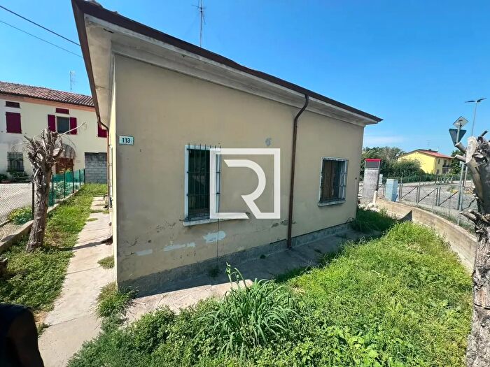 Appartamento trilocale in vendita in Via Reale, Ravenna