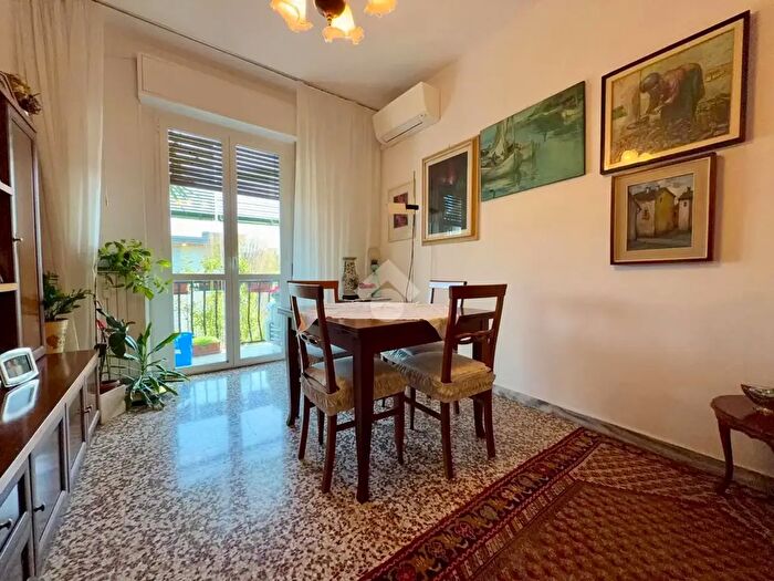 Appartamento trilocale in vendita in Via dei Fiori, Opera