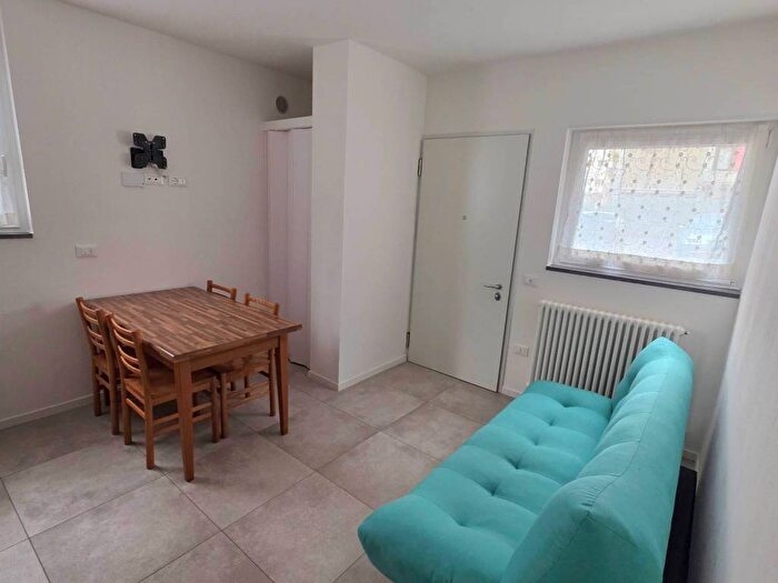 Appartamento trilocale in affitto in Via Giovanni Pierluigi da Palestrina, San Pio X, Trento