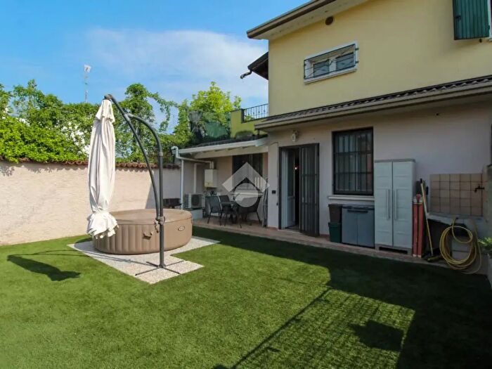 Appartamento bilocale in vendita in Via Naviglio, Ghedi