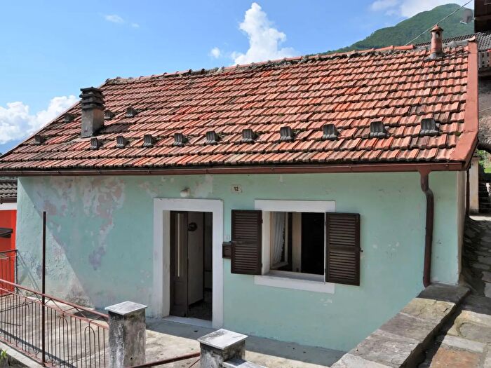 Appartamento bilocale in vendita in Via Daronzo, Villadossola