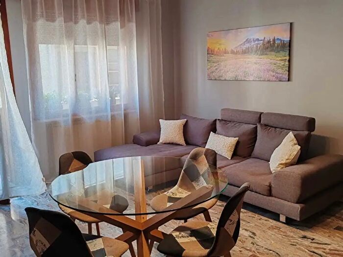 Appartamento bilocale in affitto in Largo Antonio Cappellini, Rovigo