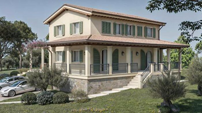 Casa con 6 locali in vendita in Via Caprareccia, Massarosa