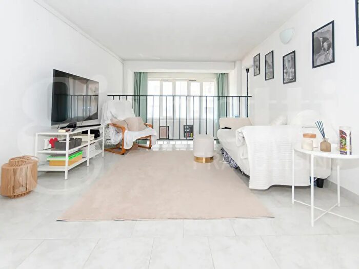Appartamento bilocale in vendita in Via Amadeo, Milano