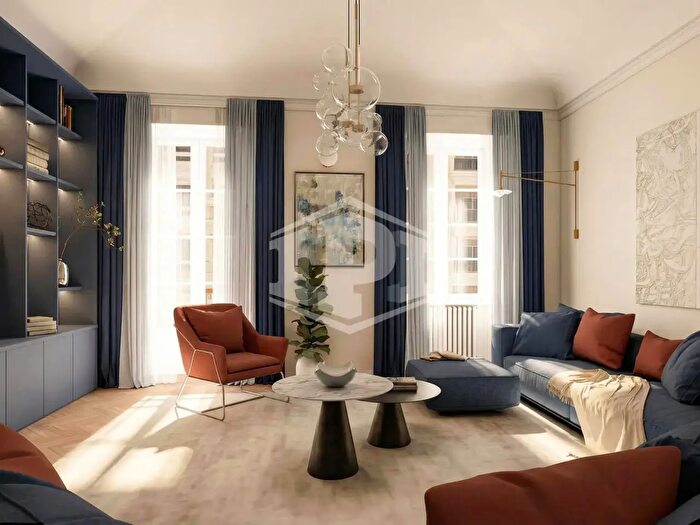 Appartamento con 6 locali in vendita in Via Giovanni Prati, Torino