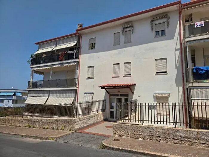 Appartamento con 5 locali in vendita in Via Ignazio Silone, Diamante