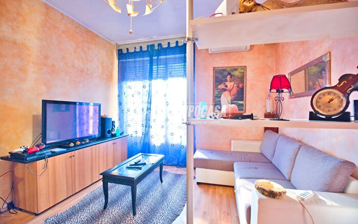 Appartamento bilocale in vendita in Novara