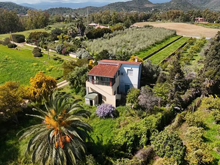 Casa trilocale in vendita in Via del Carrolante Sn, Tortoli