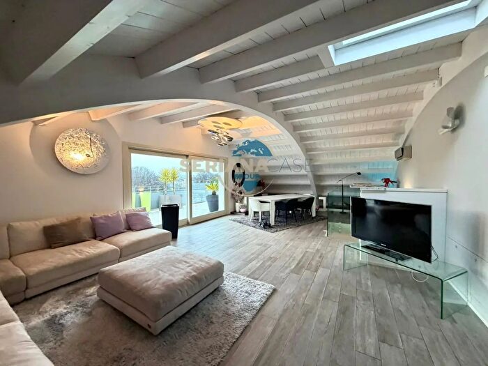 Appartamento quadrilocale in vendita in Via Daste Spalenga d, Bergamo