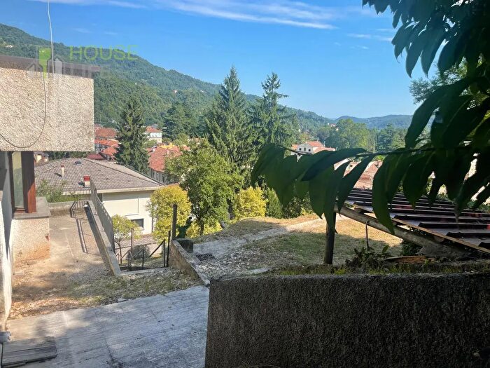 Casa con 5 locali in vendita in Via Castello, Valdagno