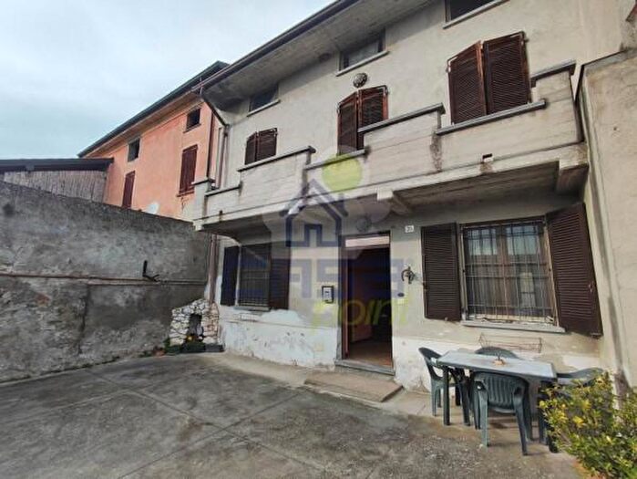 Casa trilocale in vendita in Via Triste, Grontardo