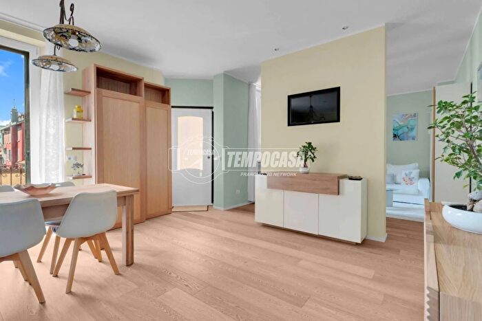 Appartamento trilocale in vendita in Milano