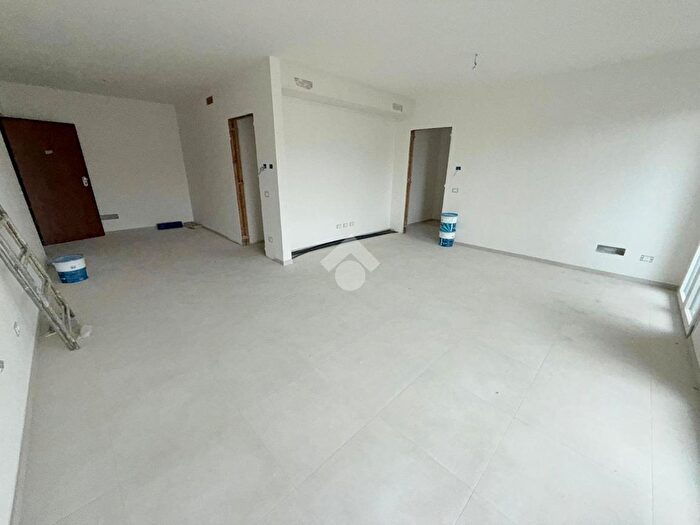 Appartamento trilocale in vendita in Via S Nicola, Viadana