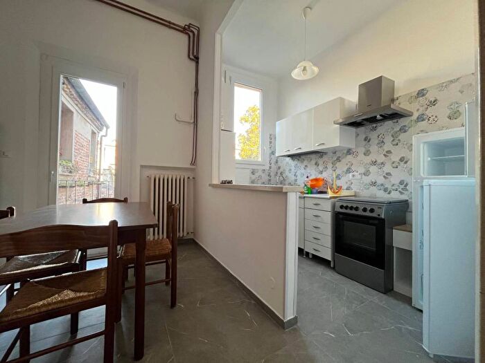 Appartamento con 5 locali in affitto in Via de Romei, Centro Storico, Ferrara