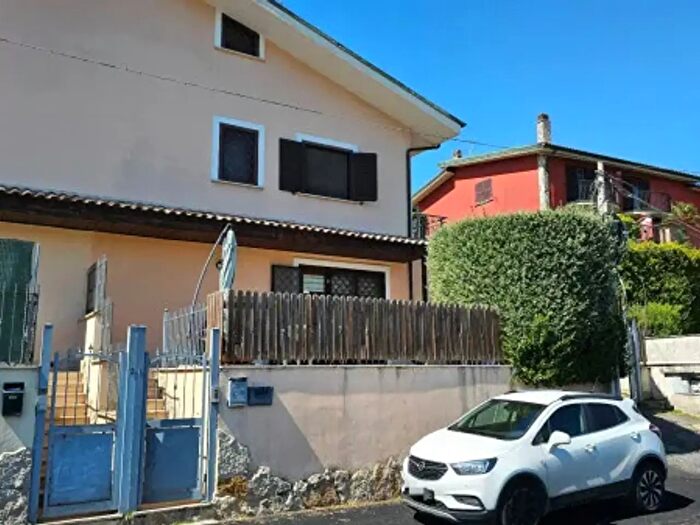 Casa quadrilocale in vendita in Via Francesco Borromini, Guidonia Montecelio