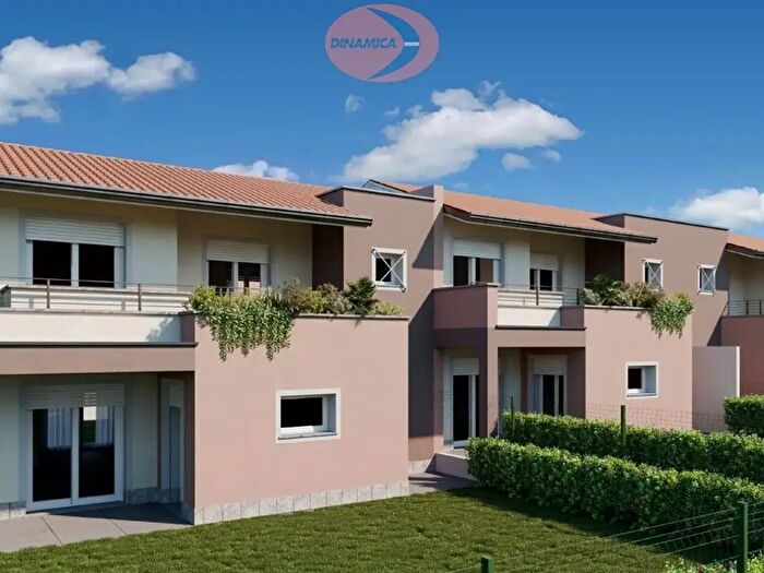 Casa quadrilocale in vendita in Via della Pieve, Missaglia