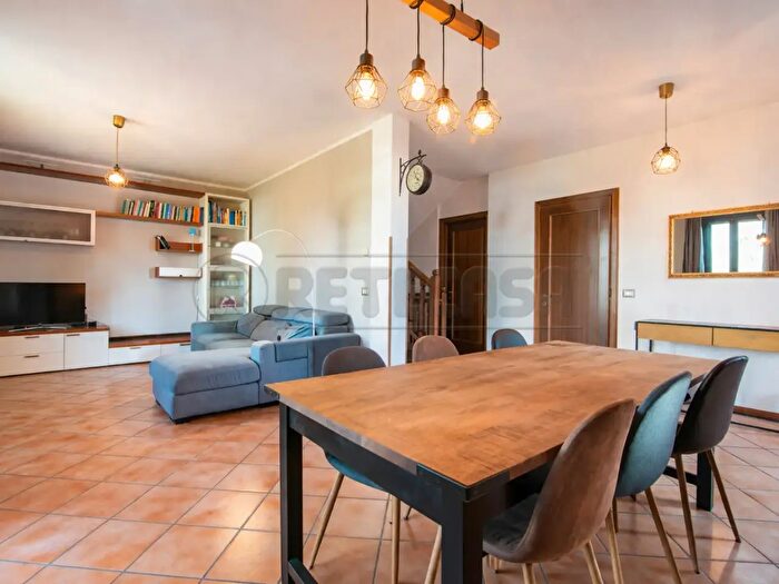 Casa con 8 locali in vendita in Via a Diaz, Vigonza