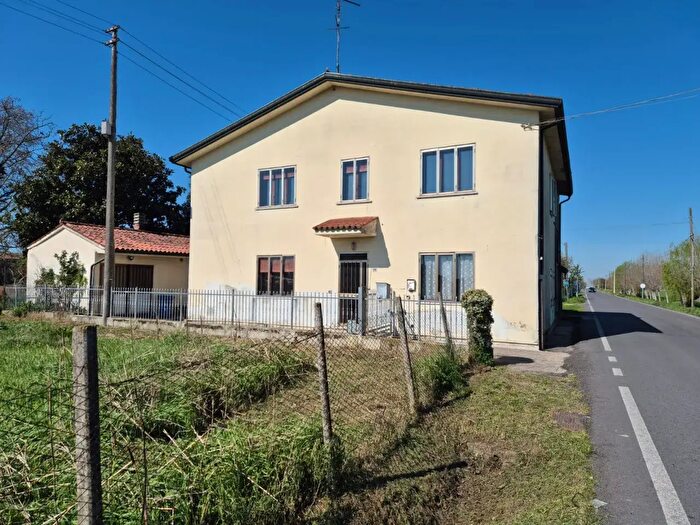 Casa con 7 locali in vendita in Via Olmo, Cologna Veneta