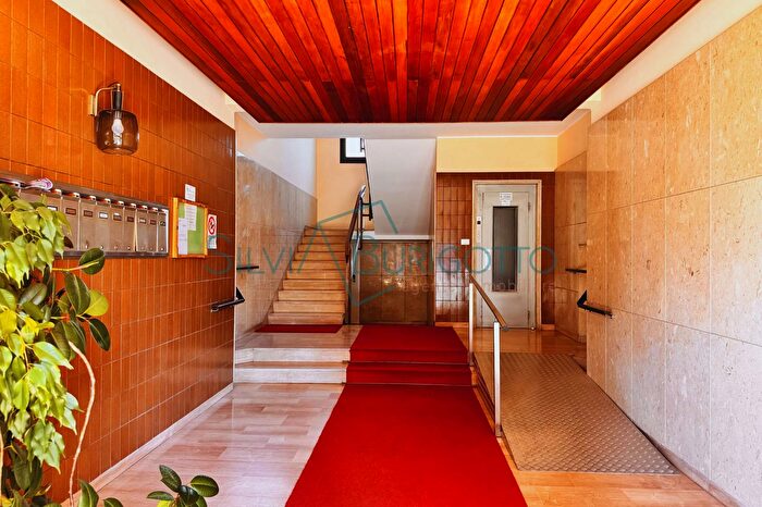 Appartamento con 6 locali in vendita in Via Einaudi, Venezia