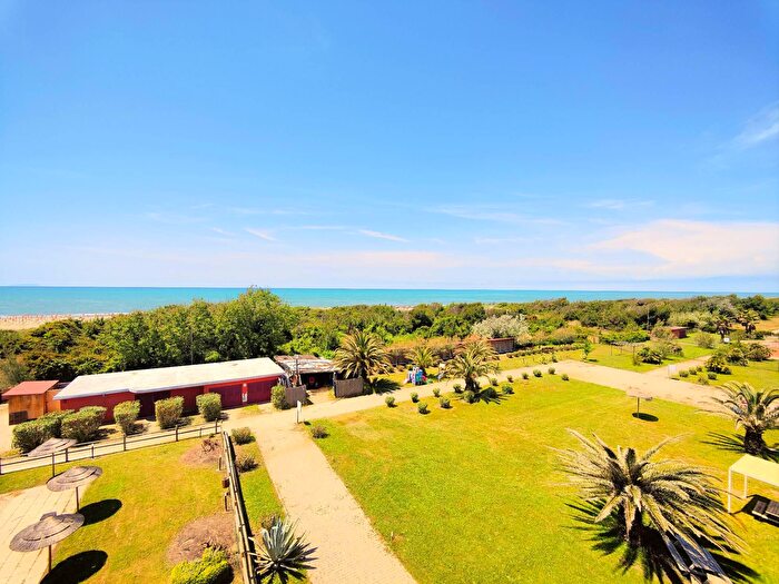 Appartamento quadrilocale in vendita in Viale del Tirreno, Pisa