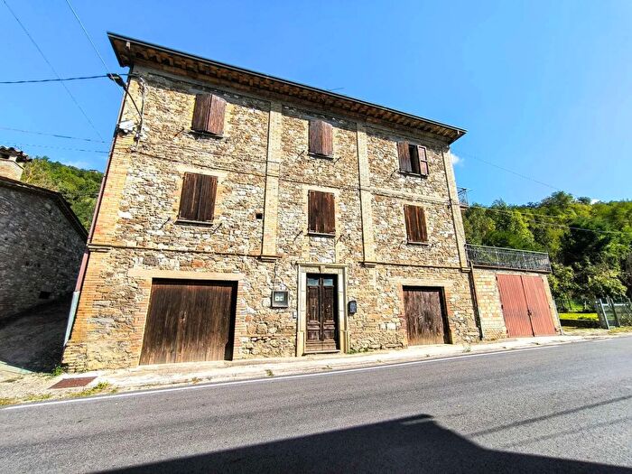 Appartamento quadrilocale in vendita in Ca Oliviero, Piandimeleto