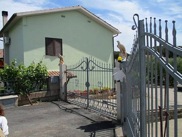 Appartamento trilocale in affitto in Via Dei Tigli No Number, Pescia Romana, Montalto di Castro