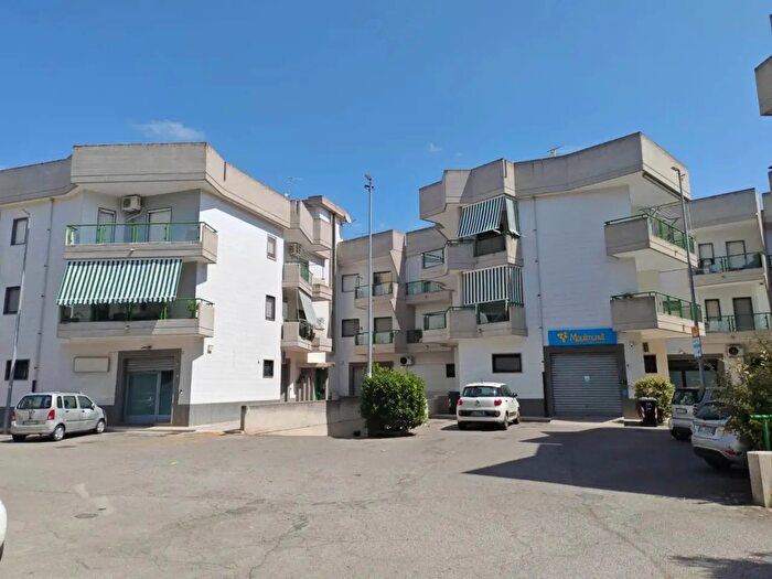 Appartamento quadrilocale in vendita in Via Taranto, Martina Franca
