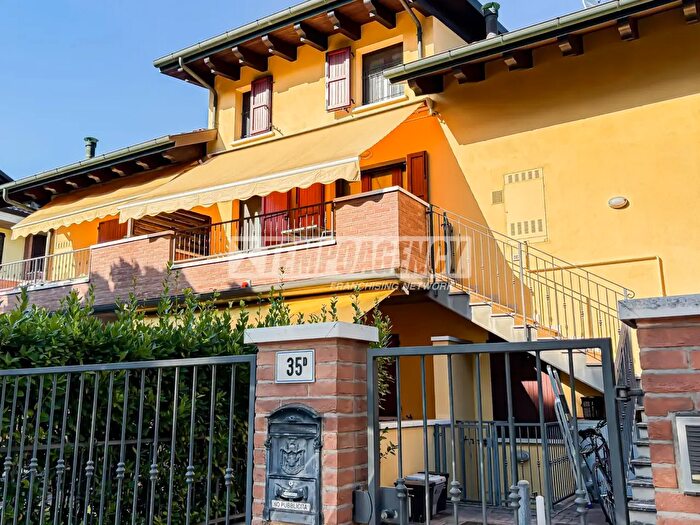 Appartamento trilocale in vendita in Via Malva Sud d, Cervia