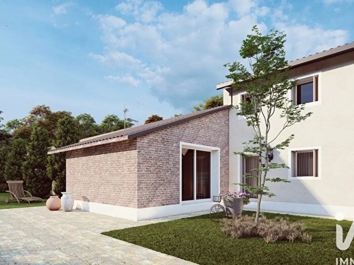 Casa con 5 locali in vendita in Viale Vittoria, Torri Di Quartesolo