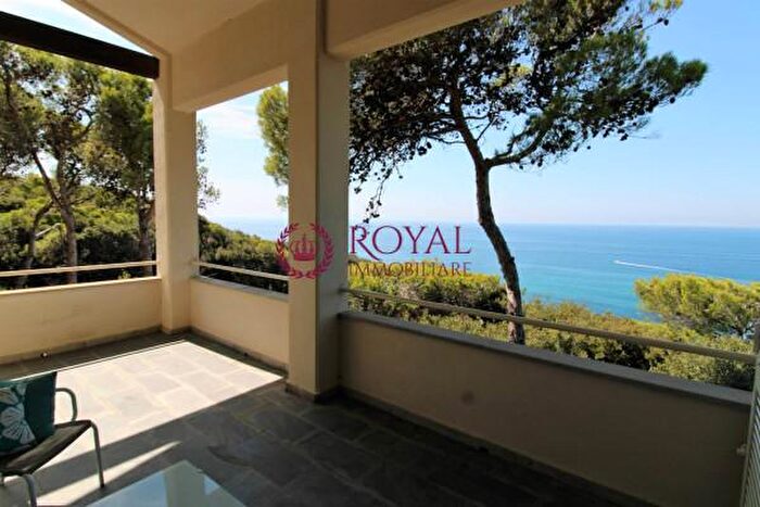 Casa con 5 locali in vendita in Rosignano Marittimo