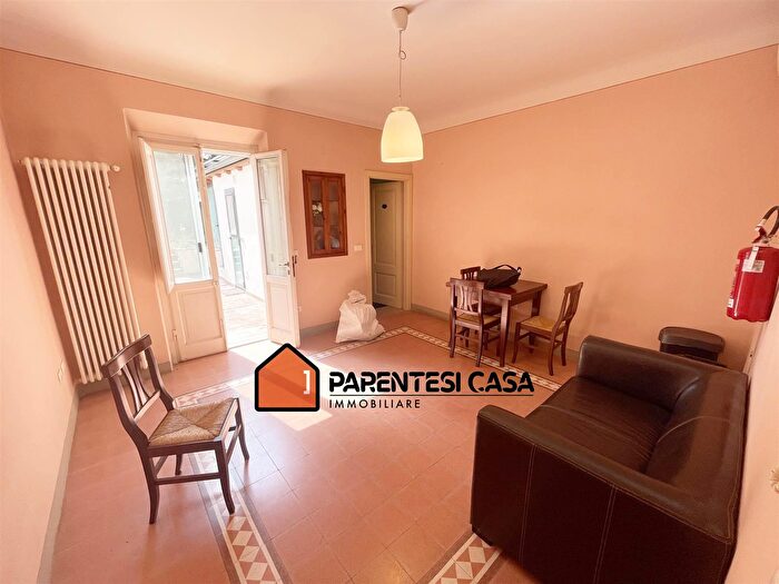 Casa con 7 locali in vendita in Firenze