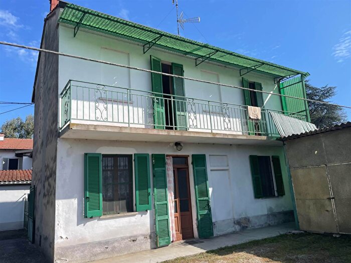 Casa quadrilocale in vendita in Mortara