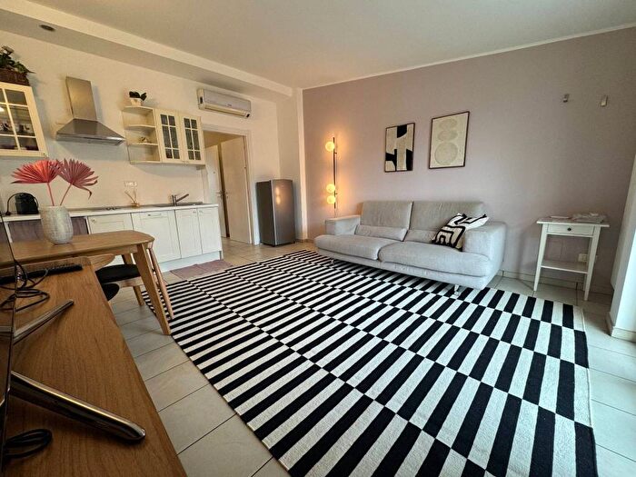 Appartamento bilocale in affitto in Via Garofalo, Città Studi, Milano