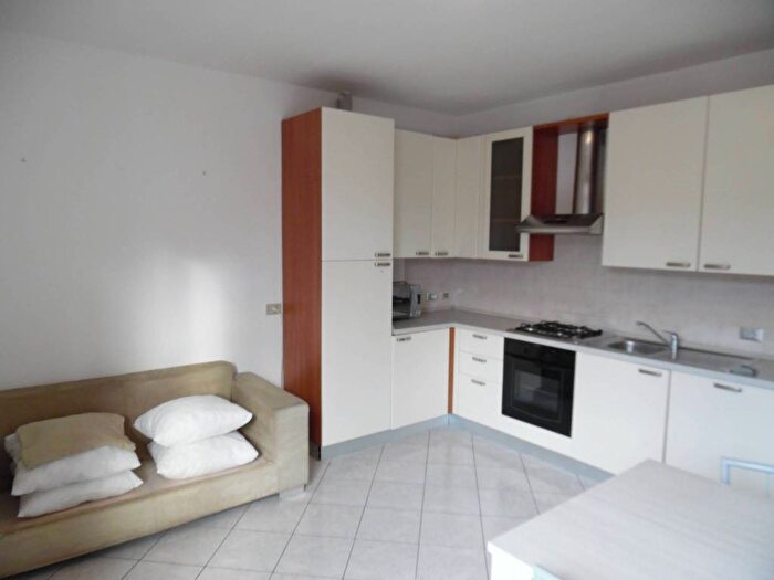 Appartamento bilocale in affitto in Via San Michele, Almè