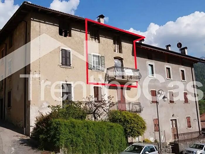 Appartamento trilocale in vendita in Via Santo Stefano, Sella Giudicarie