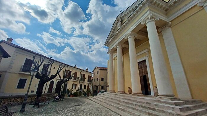 Appartamento trilocale in vendita in Piazza del Duomo, Maenza